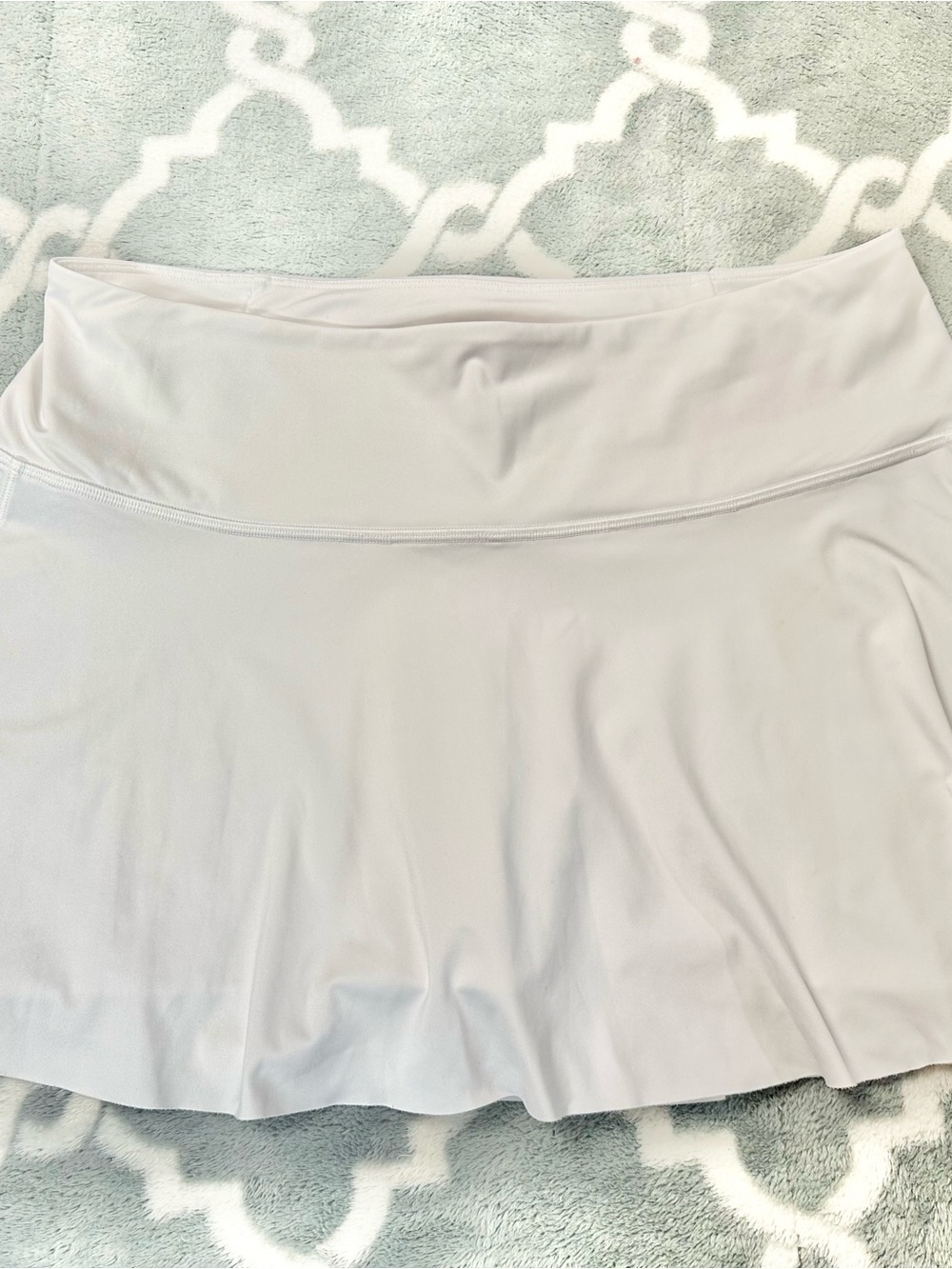 Women’s Athleta White Active Skort